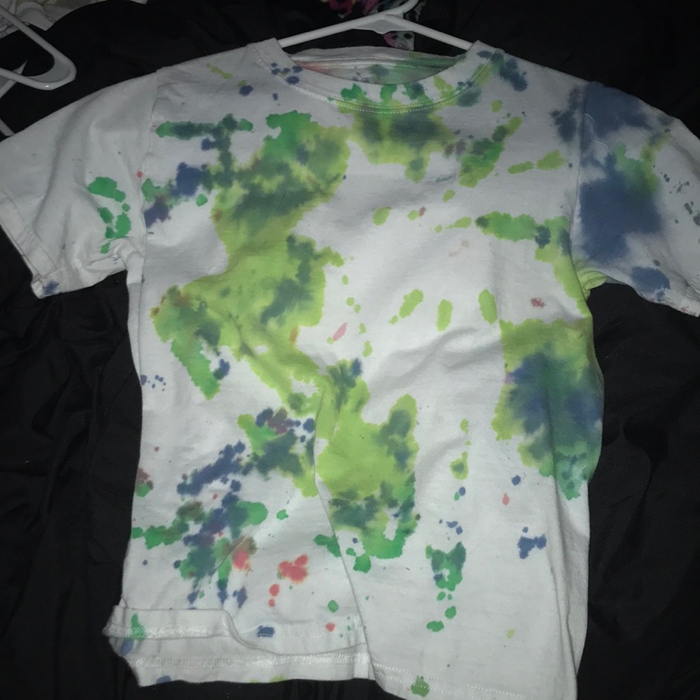 Tie die tee